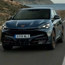Cupra Tavascan Ekran Koruyucu